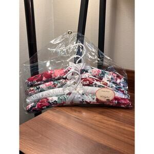 Cottagecore Floral Satin Padded Hangers Set of 4 Shabby Chic Vintage Vibes